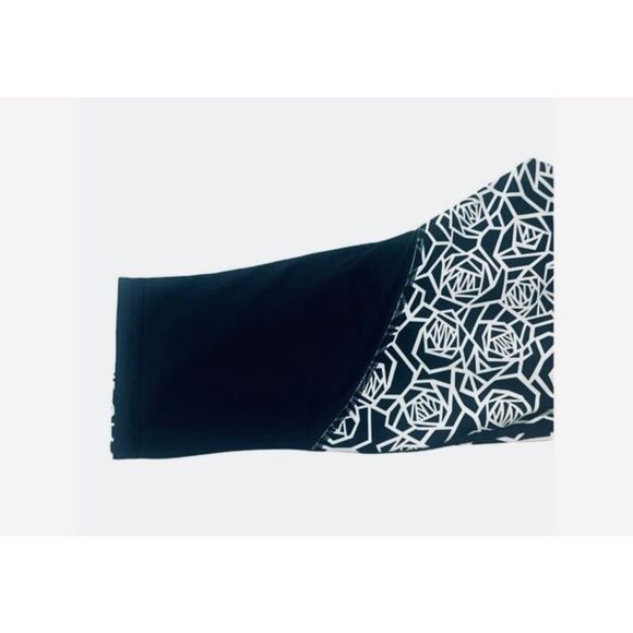 Lululemon Real Quick Posey Crops - Picture 7 of 14